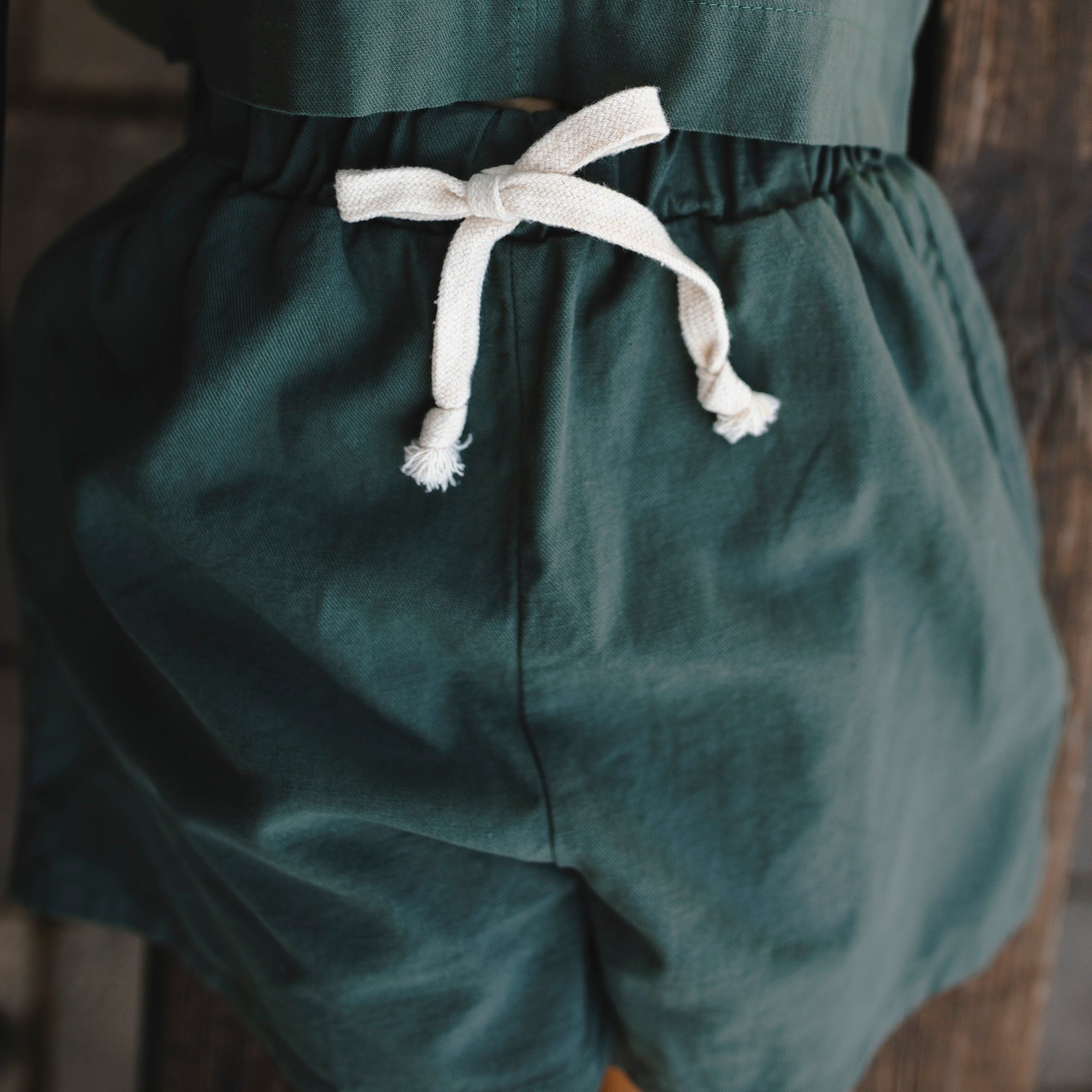 Wide-legged shorts "Orli" (beige) - PaPeony