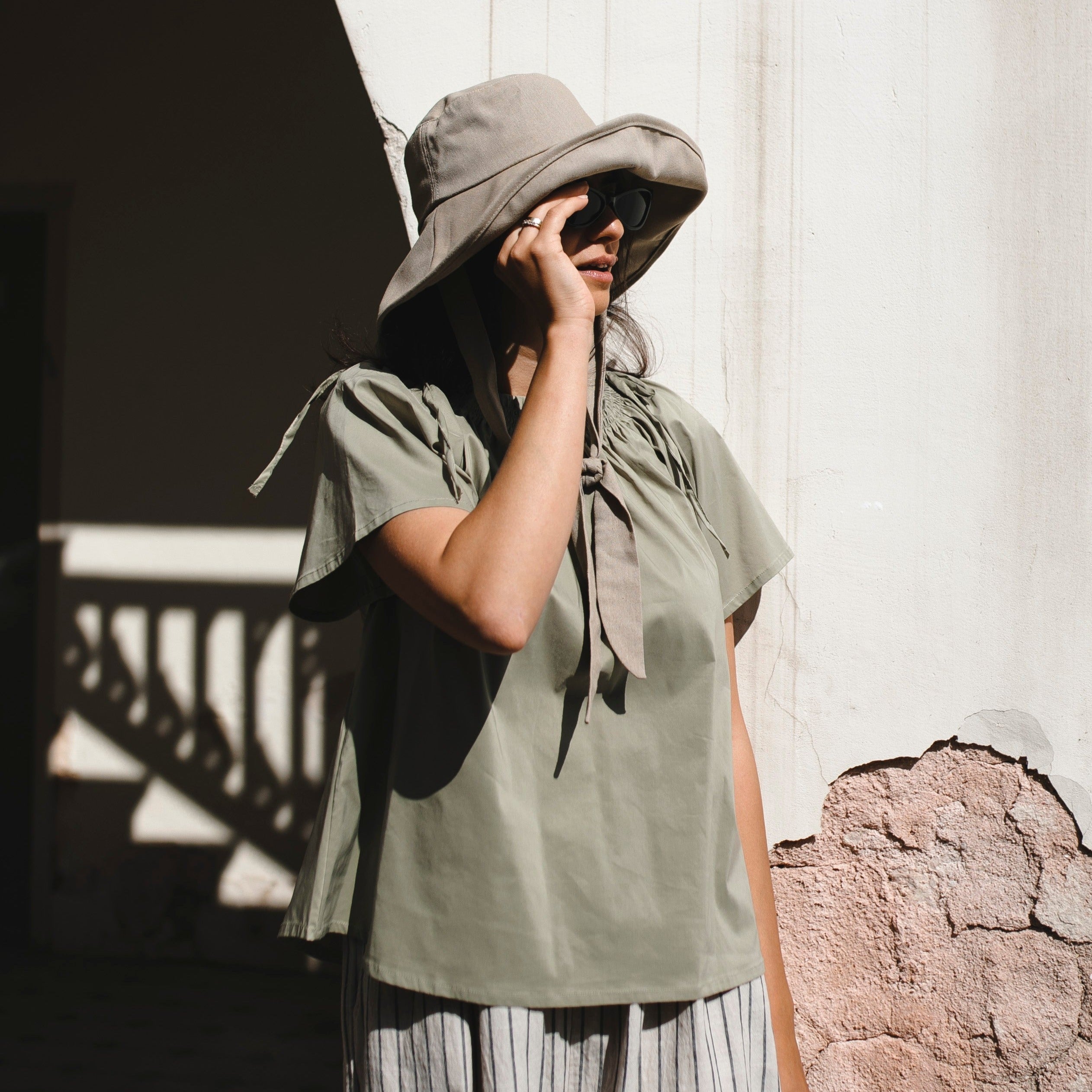 Puff sleeve blouse "Viktoria" (olive) - PaPeony