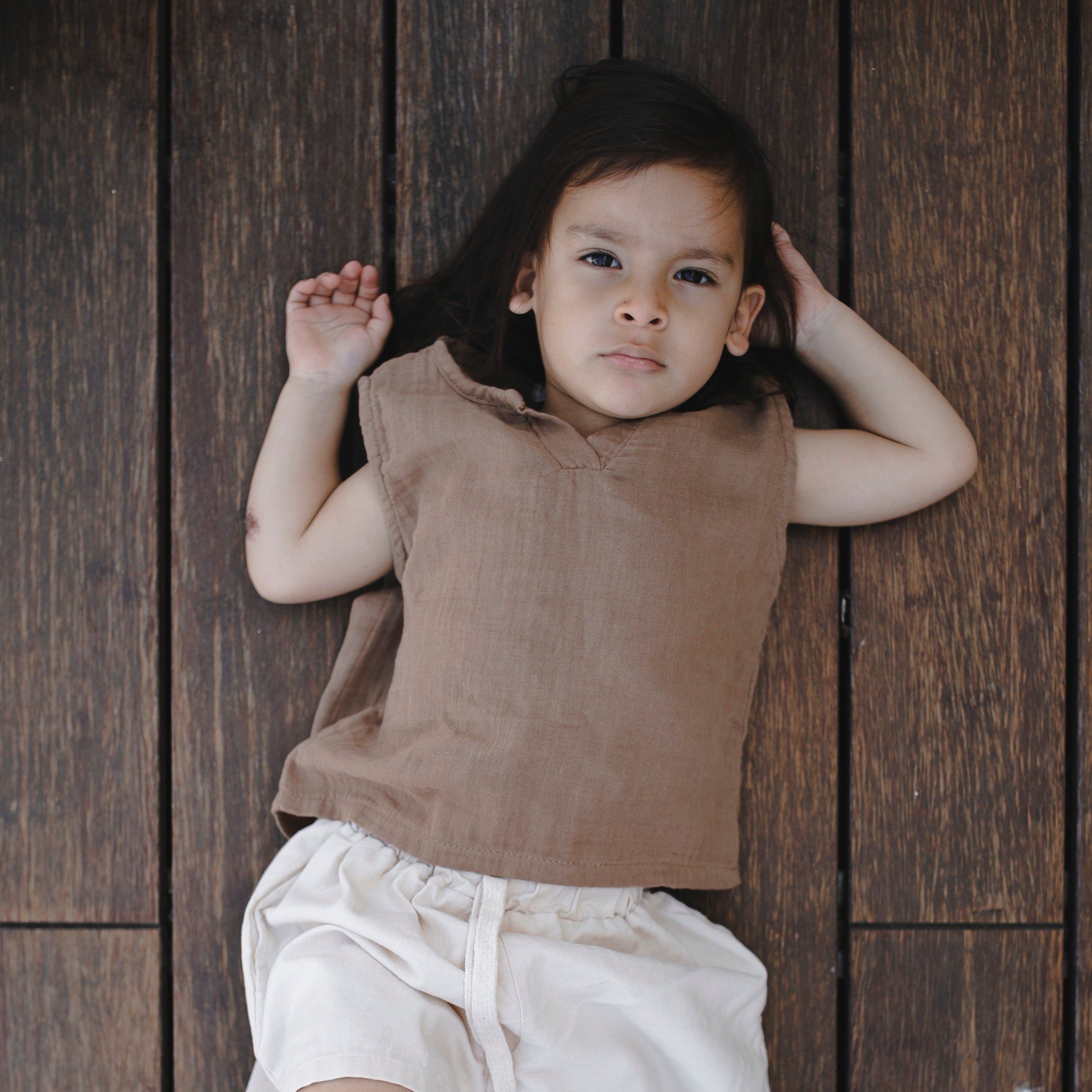 Unisex muslin top "Sharon" (milk chocolate) - PaPeony