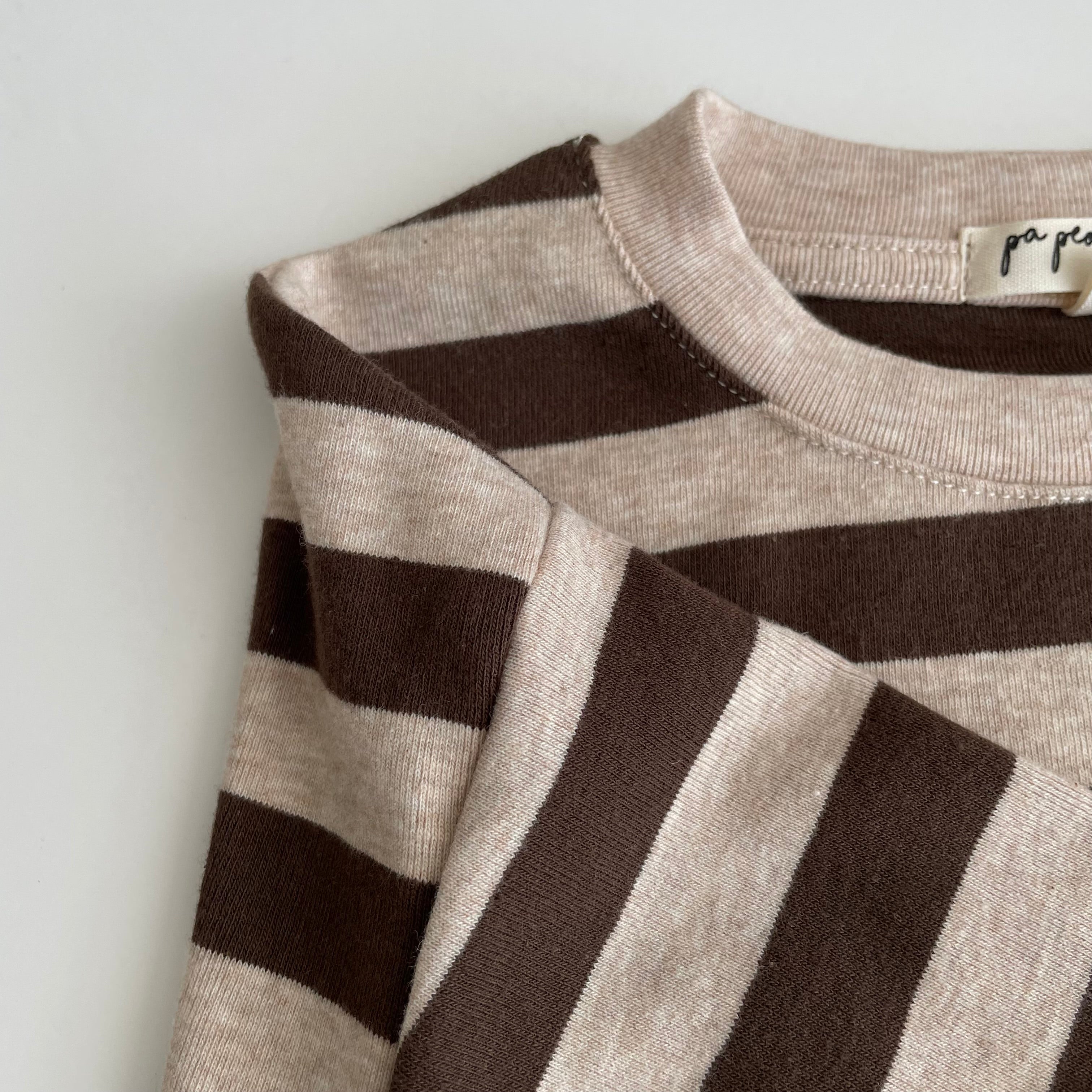 חולצת טי עם קשמיר "זיו" (פס קפה) - PaPeony