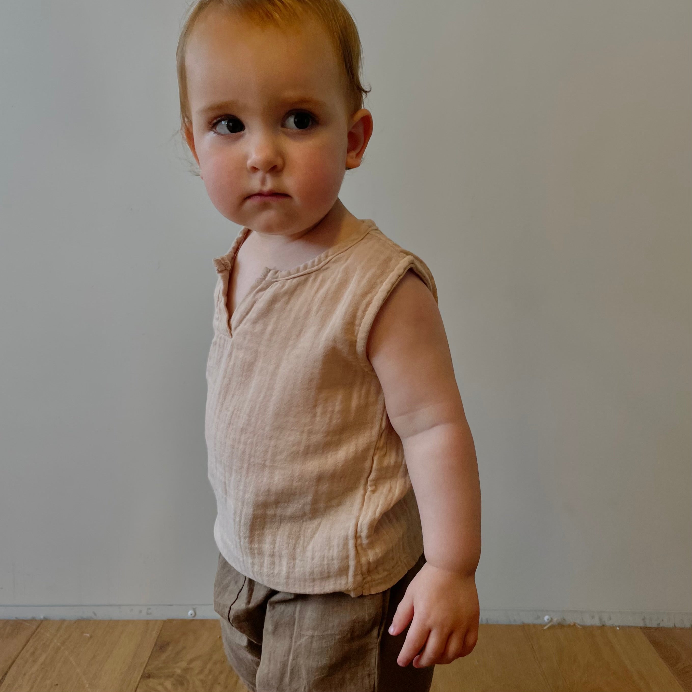 Unisex muslin top "Sharon" (white) - PaPeony