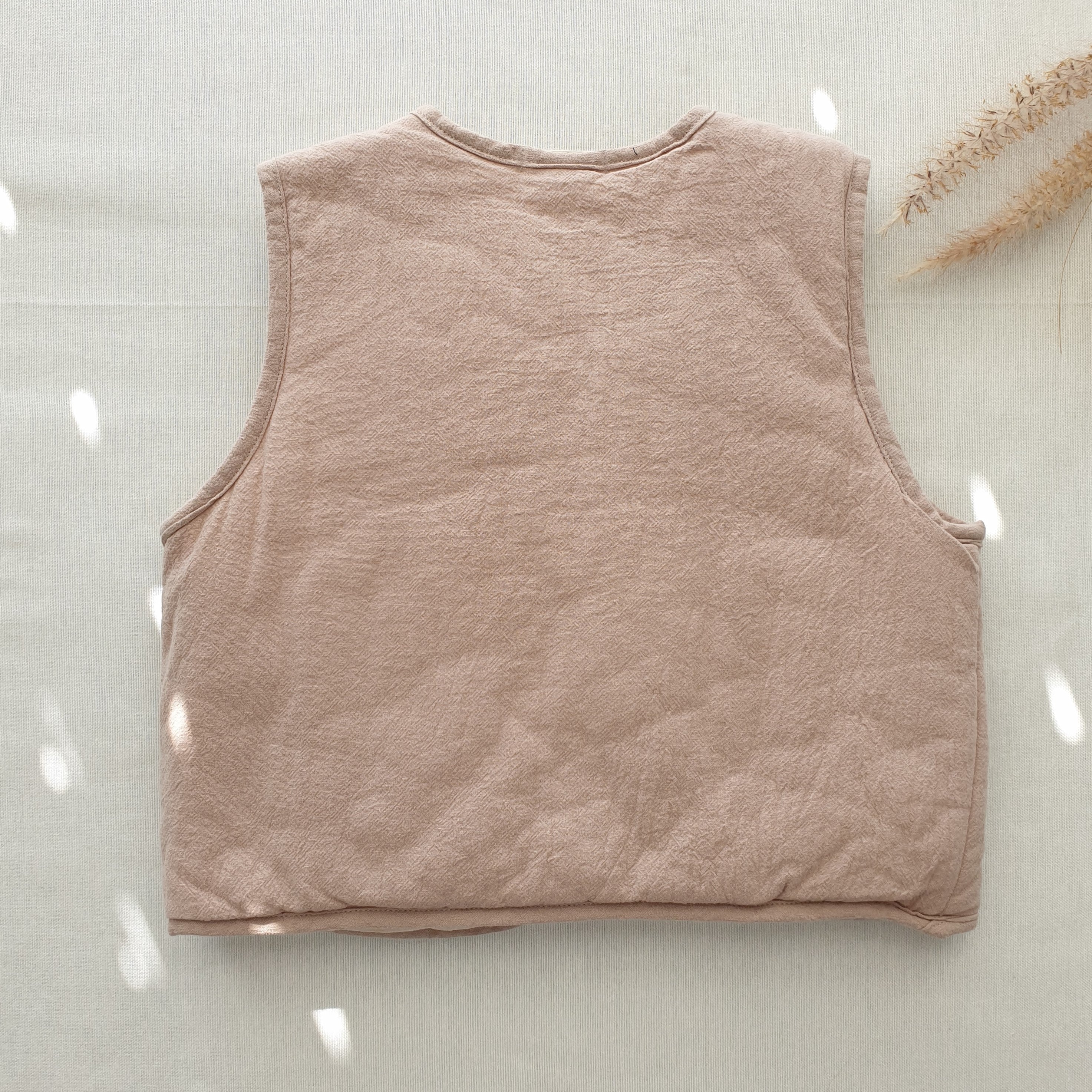 וסט מרופד בסגנון רטרו (קפה) - PaPeony