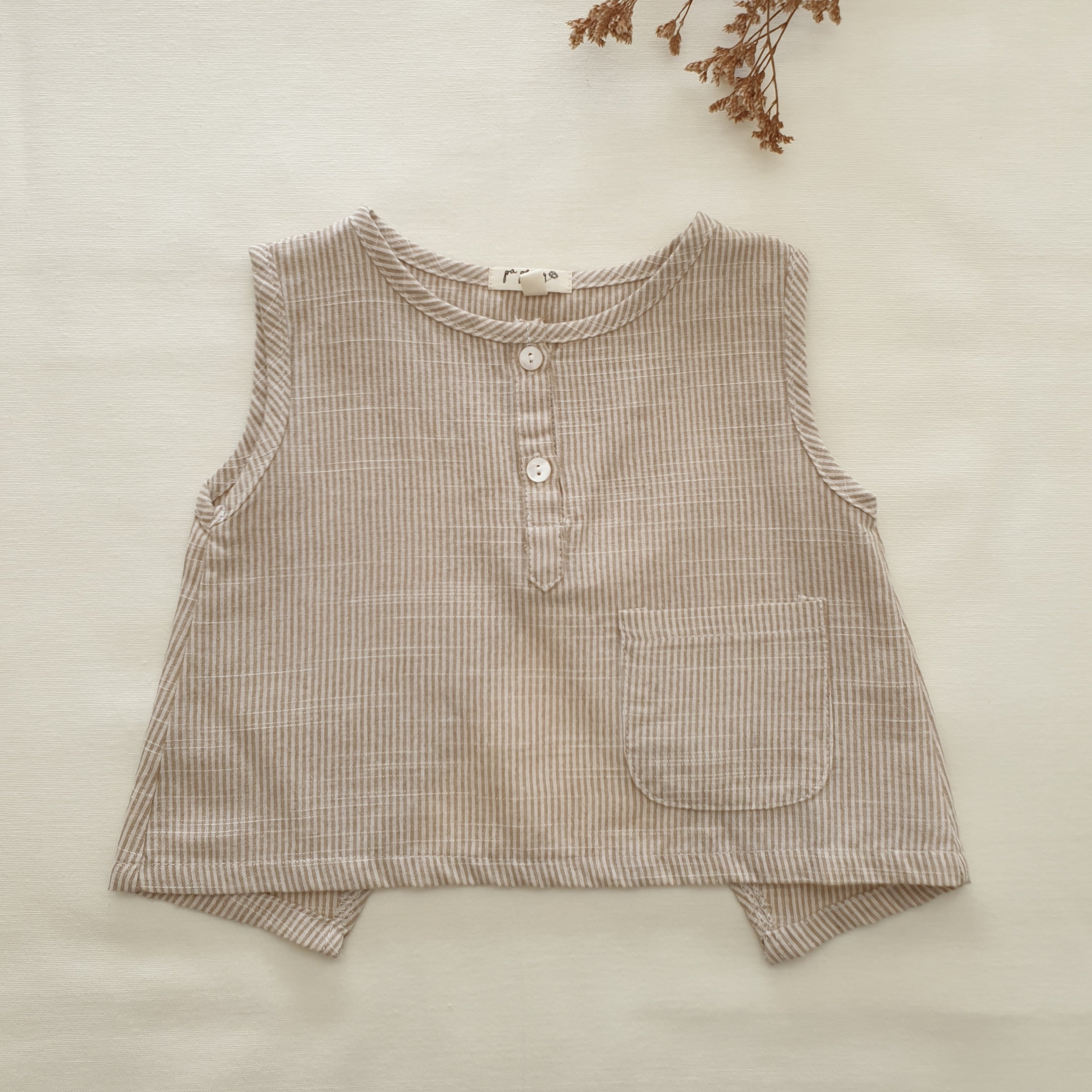 גופית פשתן עם שסע בגב (פס שחור) - PaPeony