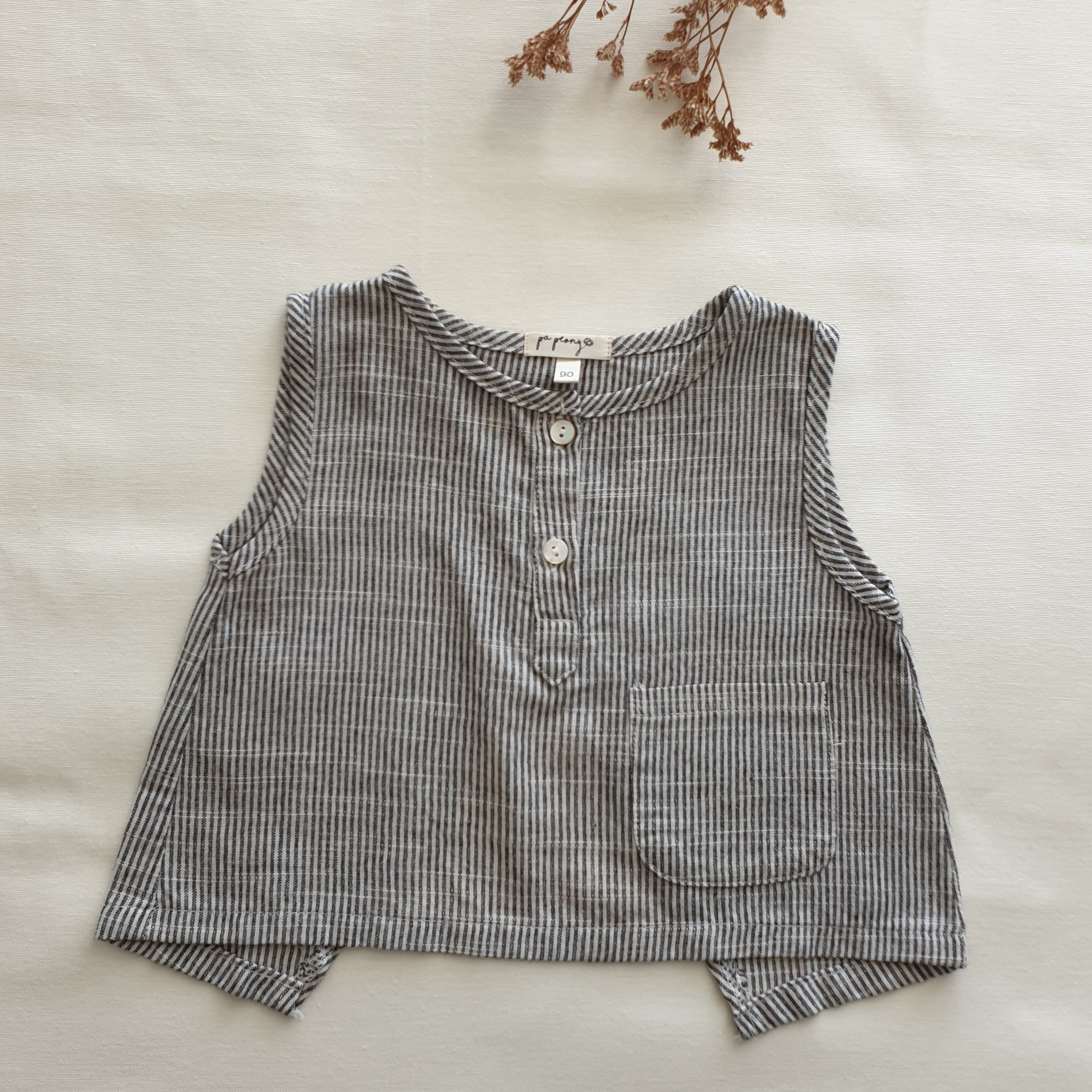 גופית פשתן עם שסע בגב (פס שחור) - PaPeony