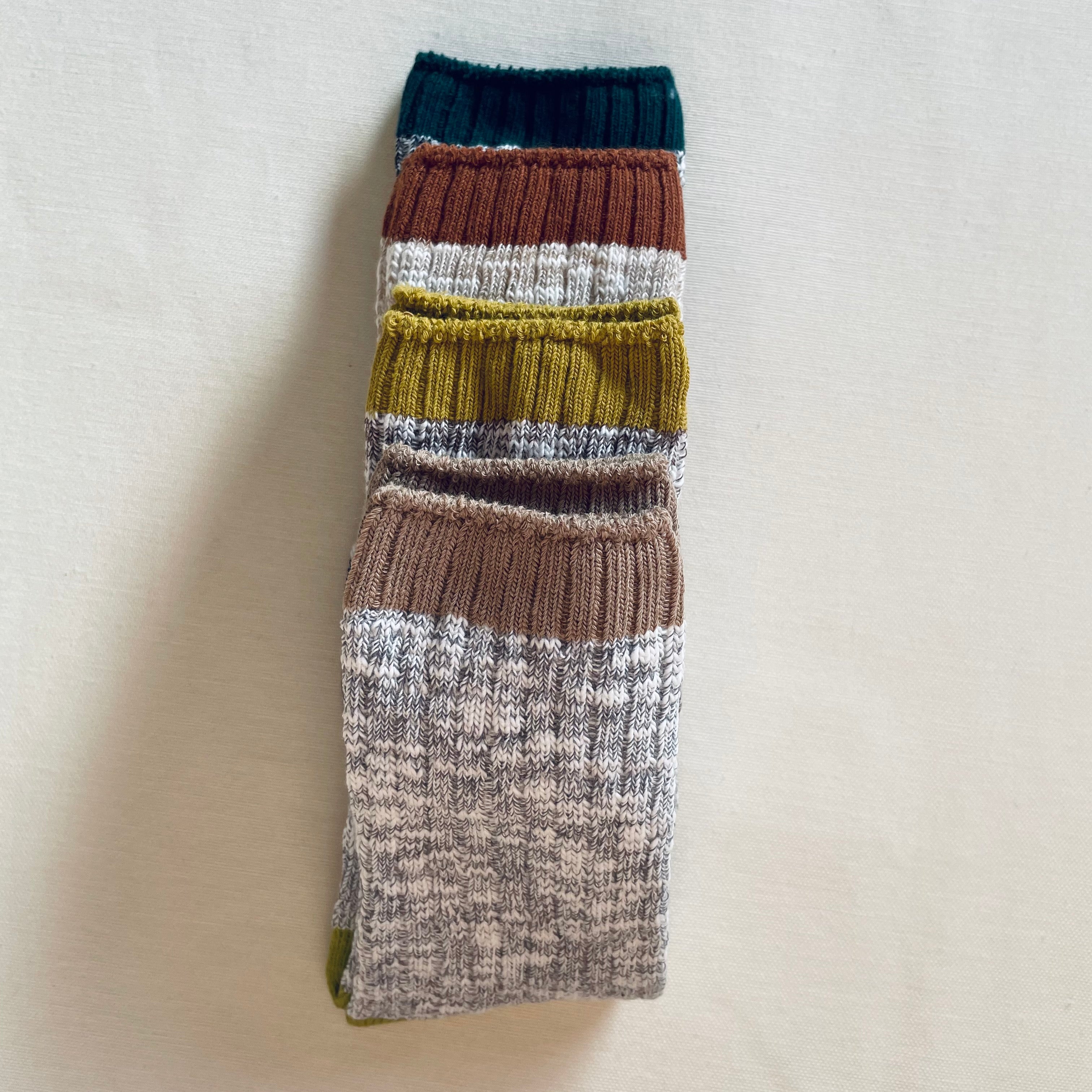 גרביים עבים (ירוק ככה) - PaPeony