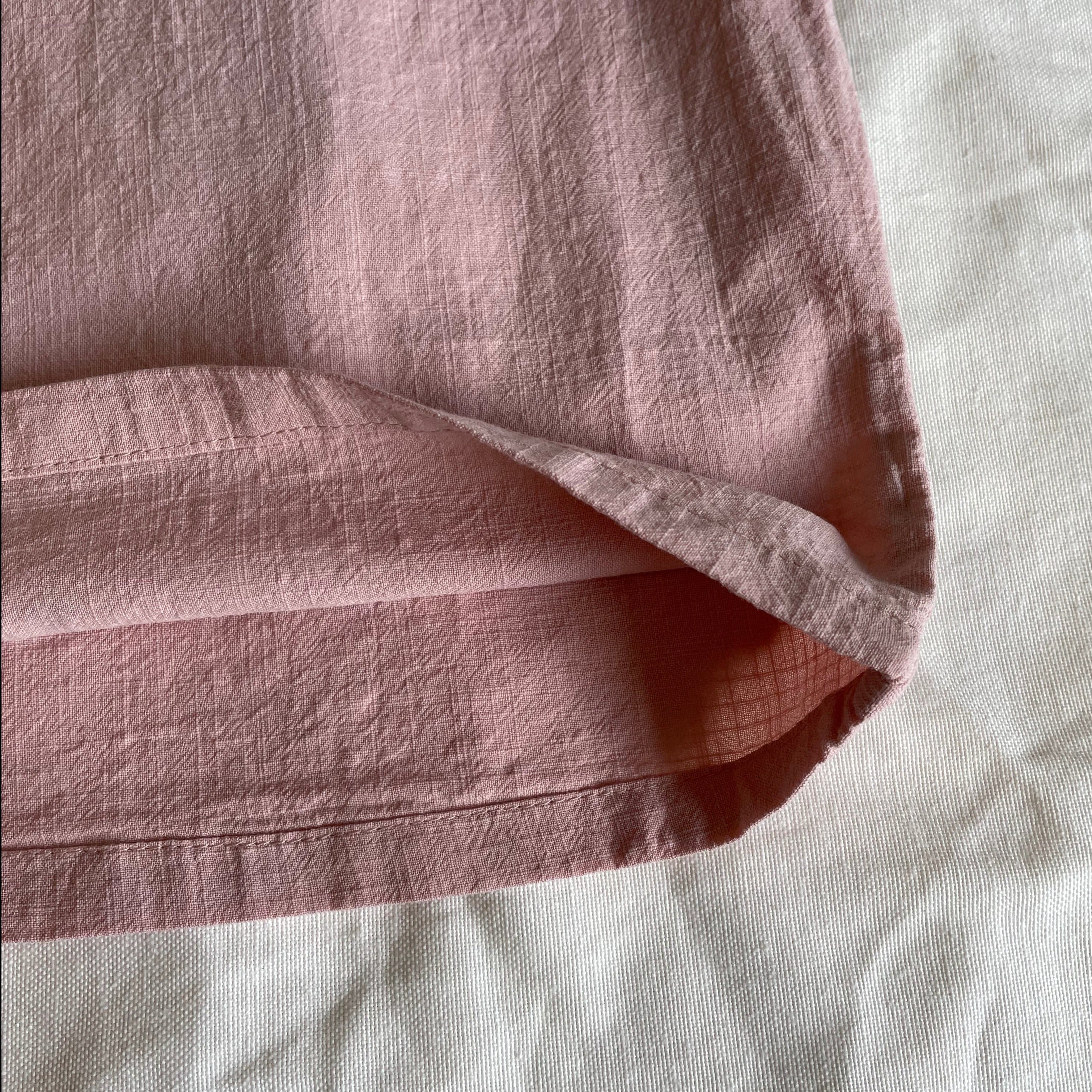 גופיית אריג גזרה קלאסית (ורוד) - PaPeony