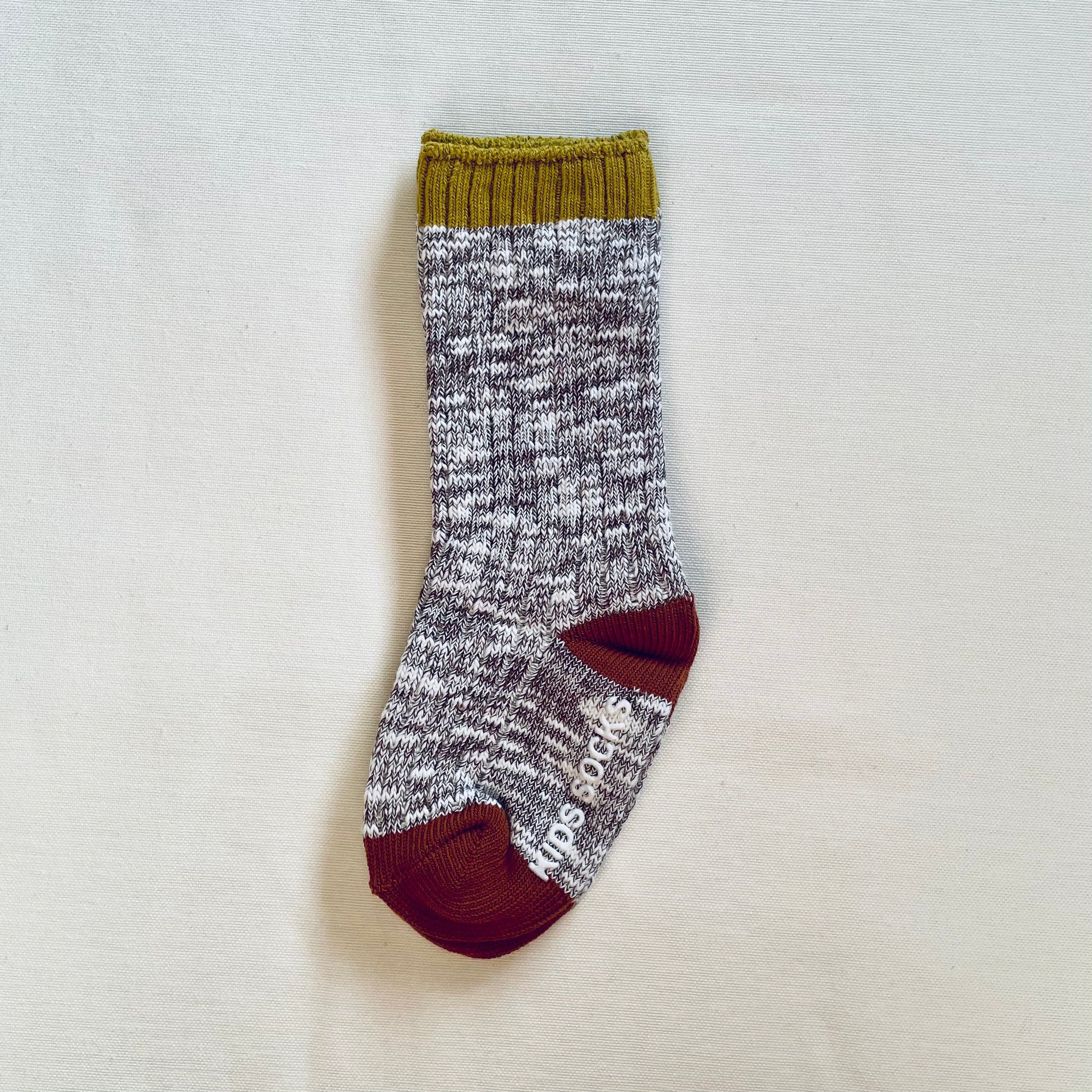 גרביים עבים (ירוק ככה) - PaPeony