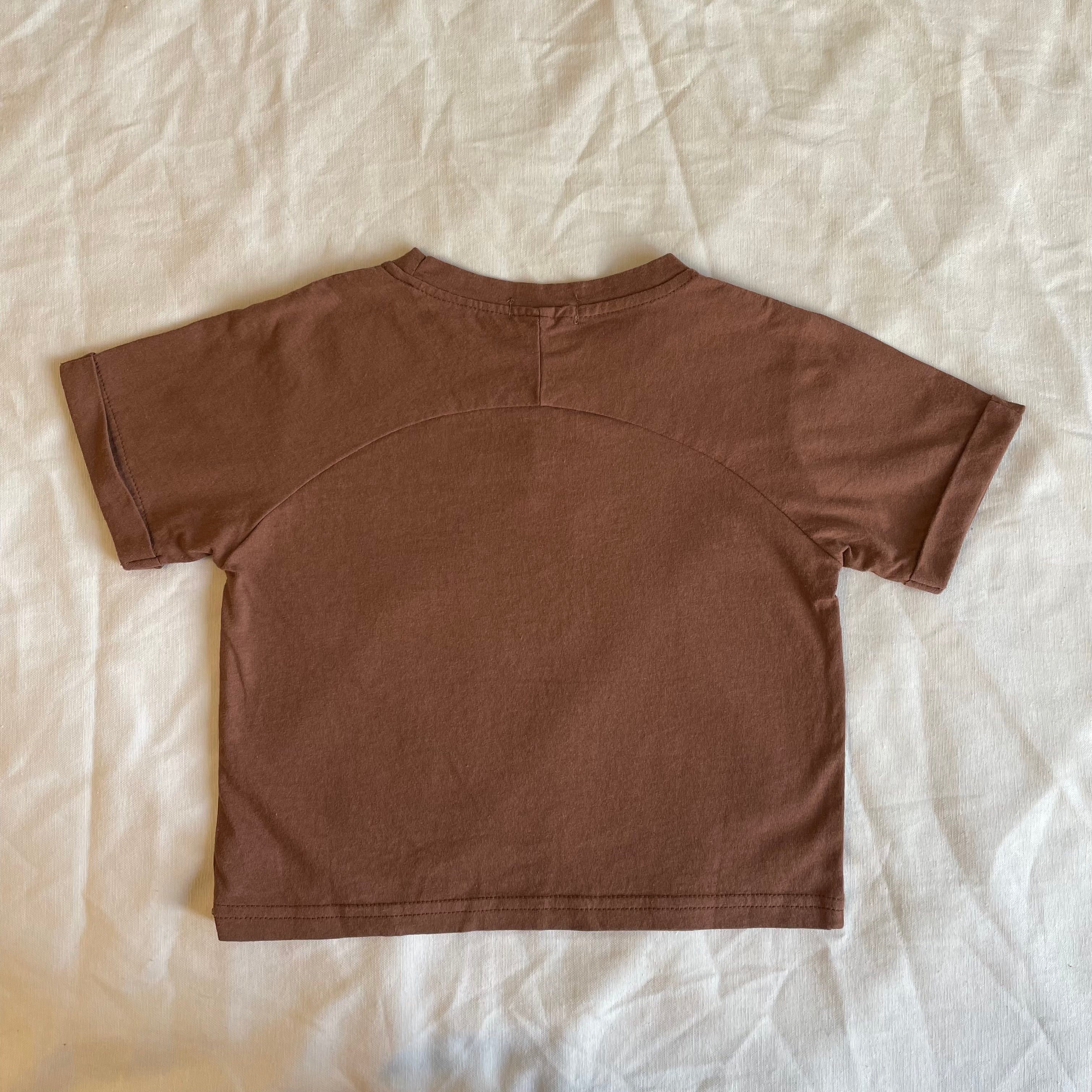 חולצת טי עם גב תפור (אופוויט) - PaPeony