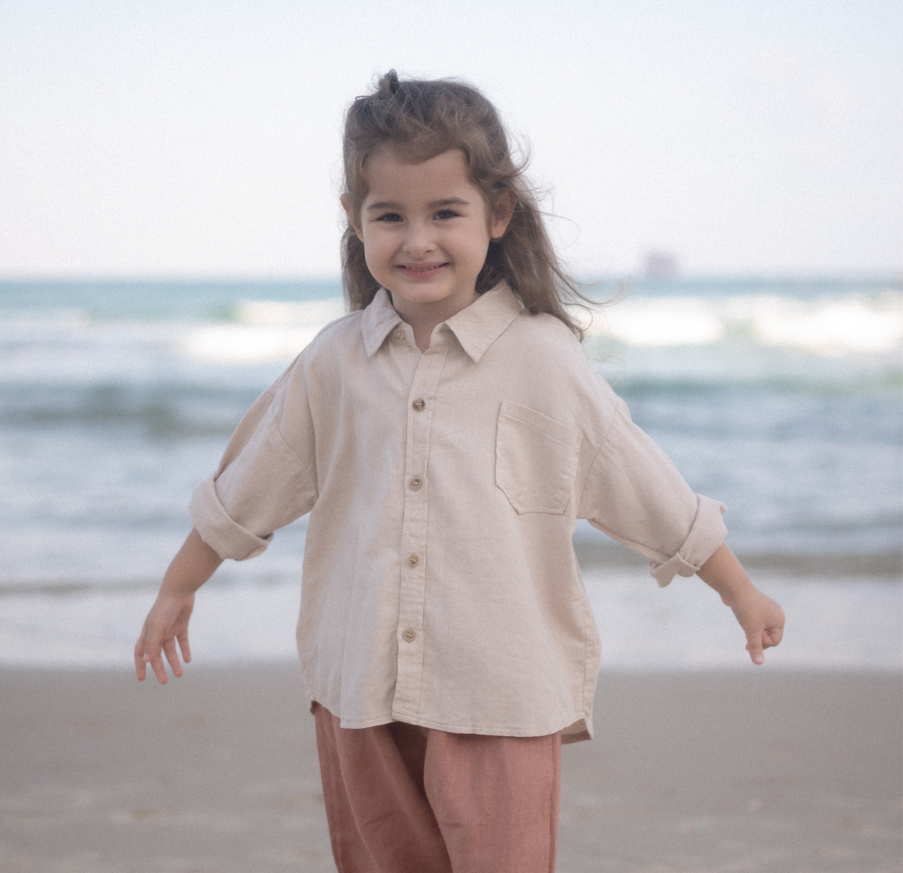 חולצה מכופתרת מורחבת מאחור - PaPeony