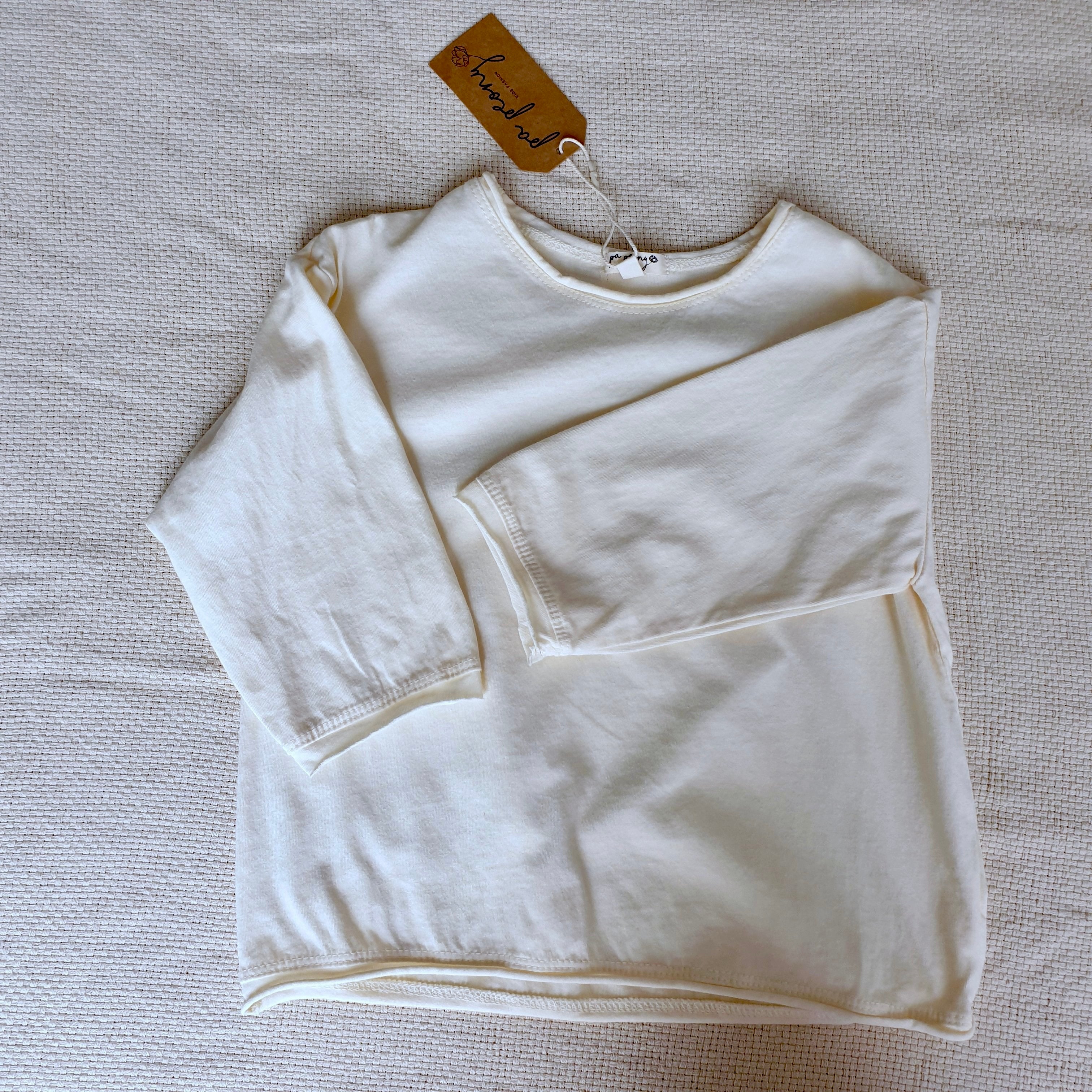 T-shirt with raw edges "Ari" - PaPeony