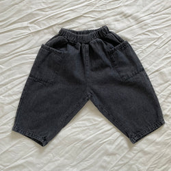 ג'ינס שחור עם כיסים חיצונים - PaPeony